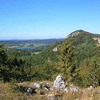 Le Sentier des Cairns - LA CHAUX-DU-DOMBIEF