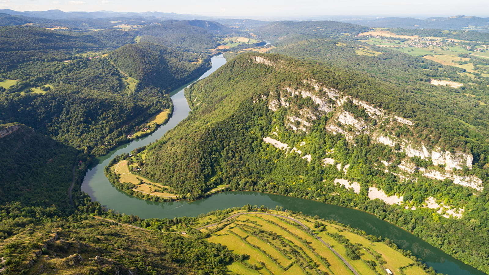 Circuit Jurassic Vélo Tours n°39 - Les gorges de l'Ain et ses méandres par les bords de l'Ain