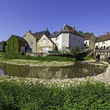 Liaison gare à gare Morvan - Canal du Nivernais via la Loire - LUZY