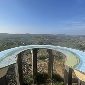 Le Mont Avril - MOROGES