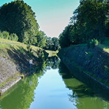 Entre Charolais et Bassin Minier - GENELARD