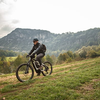 Circuit VTT n°27 (rouge) - Piste des Dinosaures - Falaise de Bérranger