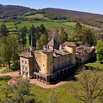 La Route des Châteaux en Bourgogne du sud - SAINT-POINT