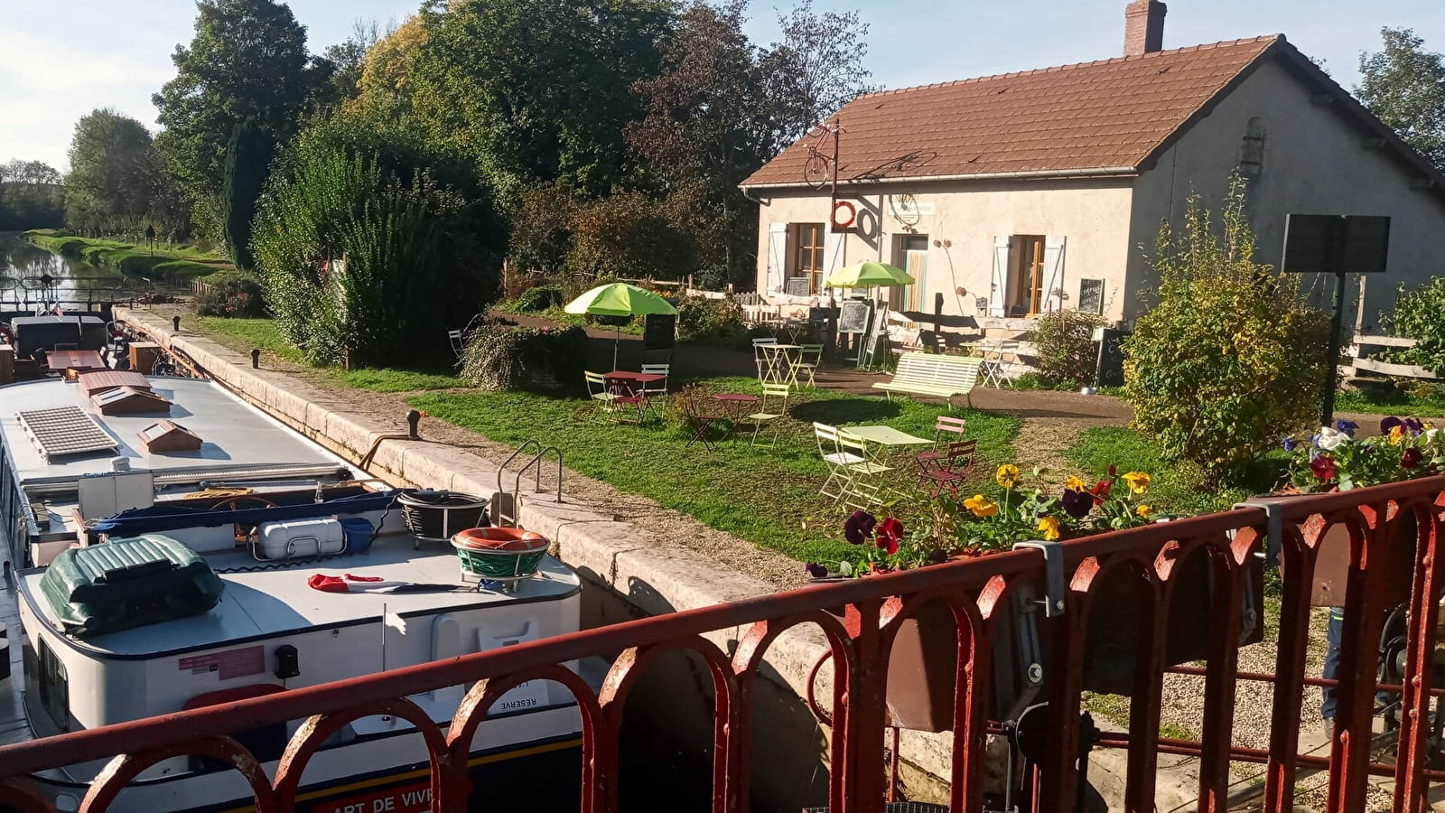 Au Bistrot du Canal - Restaurant