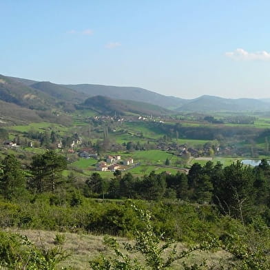 Sentier Mémoire de Pierre et belvédère de la carrière