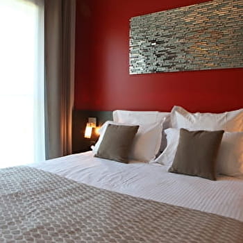 Business Park Hôtel - THOIRY