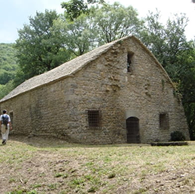 Balade - Chapelle et ruines du château de Montfort