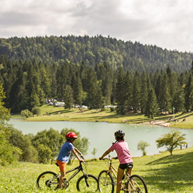 Parcours VTTAE 68 vert - Lac Genin et les bois de Puthod et des Millières - Espace FFC Ain Forestière