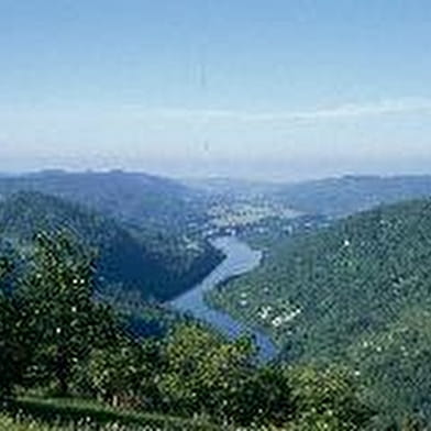 GR® de Pays - Tour de la Vallée de l'Ain au Pays du Cerdon