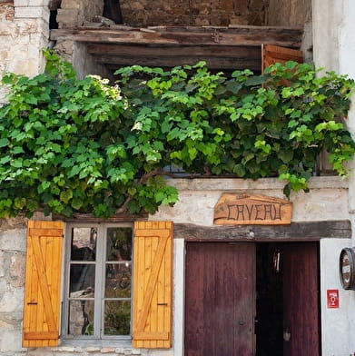 Caveau Pierre DUBREUIL