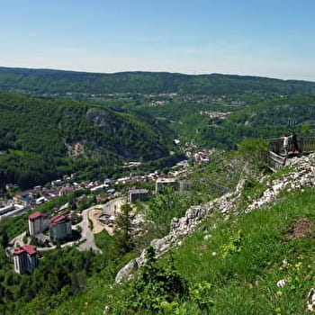 La Roche Brûlée depuis Morez - HAUTS DE BIENNE