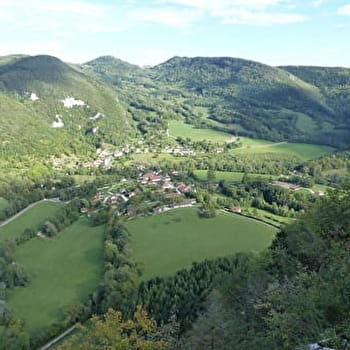 Le Belvédère des Platières - NANS-SOUS-SAINTE-ANNE