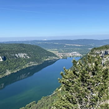 Randonnée - Le Tour des Fècles - NANTUA
