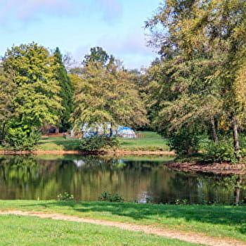  Centre historique et étangs de Charny - CHARNY OREE DE PUISAYE