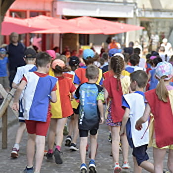 Course des Chausses et des Damoiselles et Ronde des Jouvenceaux - Fêtes de la Bague - SEMUR-EN-AUXOIS