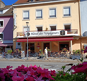 Hôtel des Voyageurs - PONT-DE-ROIDE-VERMONDANS