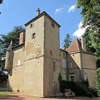 La Mère Boitier - TRAMAYES