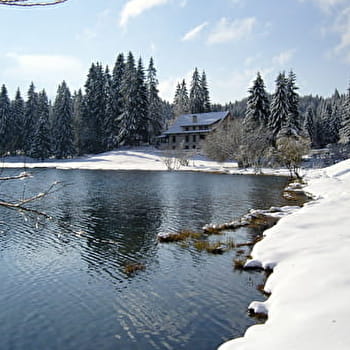Hôtel Auberge du Lac Genin - CHARIX