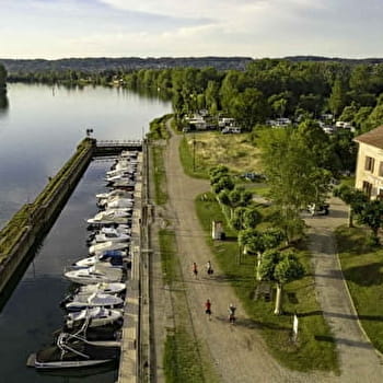 La Voie Bleue, Moselle-Saône à vélo ® - De Tournus à Lyon au bord de l'eau en 3 jours - TOURNUS