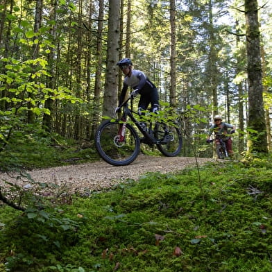 Tour du Lac Saint-Point