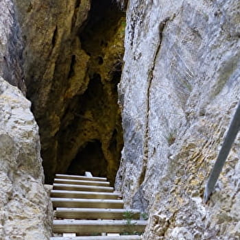 Grotte du Grenier - VILLERS-LE-LAC