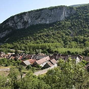 La randonnée du Chevrier - CHEIGNIEU-LA-BALME