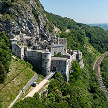 Randonnée pédestre : Fort l'Écluse au bord du Rhône - LEAZ