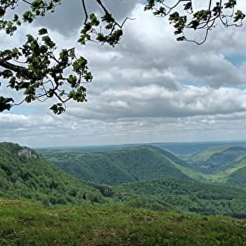 Rocher du Moine - MOUTHIER-HAUTE-PIERRE