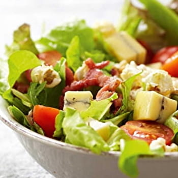 Salade croustillante au Morbier - BESANCON