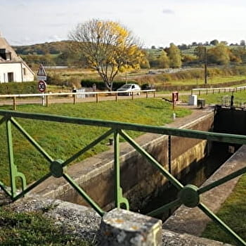 Circuit Mont-et-Marré au fil de l'eau - MONT-ET-MARRE