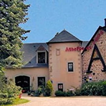 Auberge de l'Atre - QUARRE-LES-TOMBES