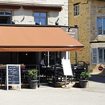 Hôtel de la Croisée - PONCIN