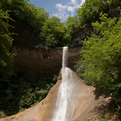 Randonnée VAE : Cascade du Pain de Sucre