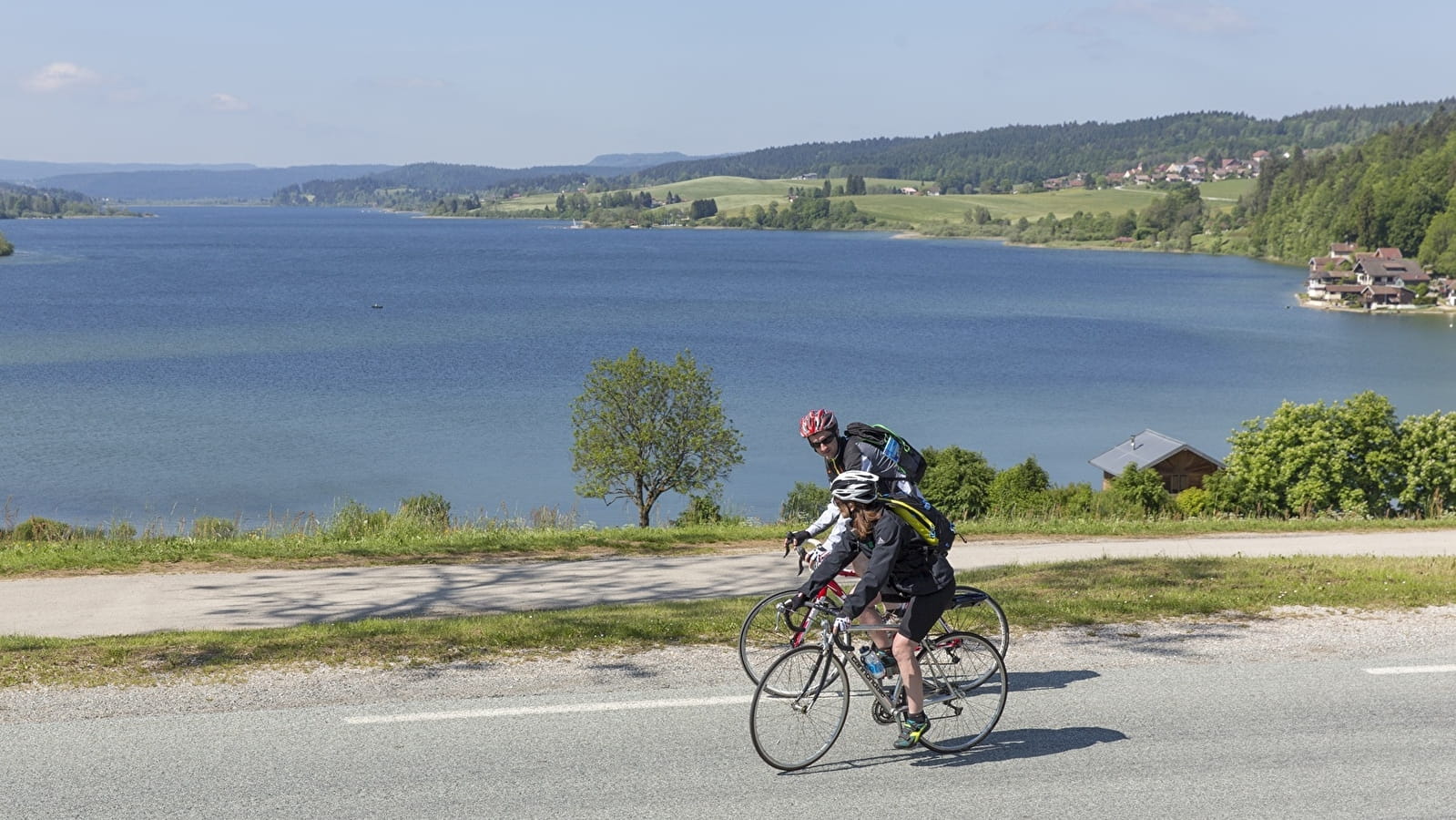 Aventure cyclo entre vallées, lacs et canyons
