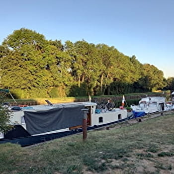 Randonnée à Fleury-sur-Loire / Boucle du Vieux Glaut - FLEURY-SUR-LOIRE
