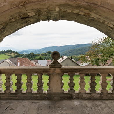 Randonnée VAE : Tour du Château de Clermont