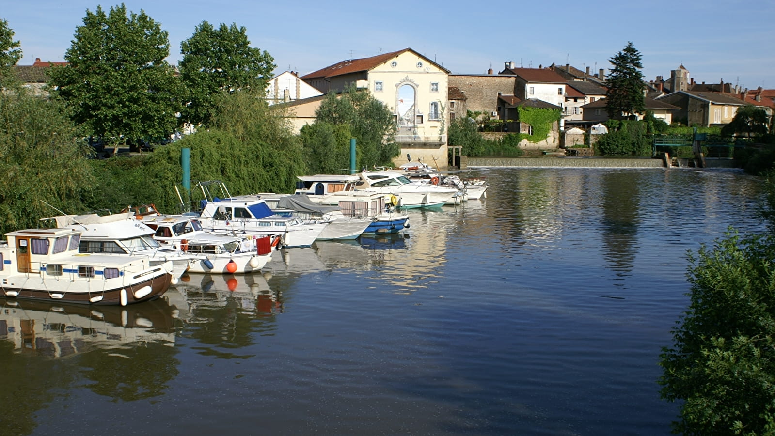 La Voie Bleue® Moselle Saône à Vélo - Etape Fleurville - Pont-de-Vaux - Mâcon
