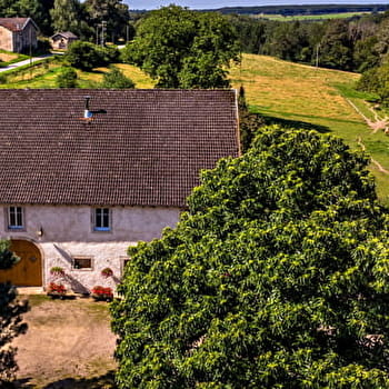 Gîtes et Chambres d'hôtes 'La Landre' - LE CLERJUS