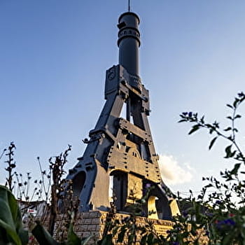 Le Marteau-Pilon, emblème du Creusot  - 