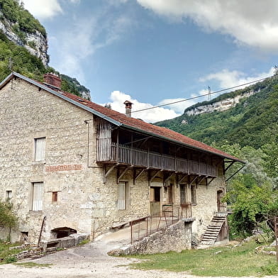 Le sentier 'au fil de l'eau'