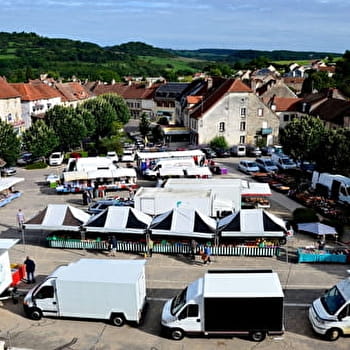 Marché de Bligny-sur-Ouche - BLIGNY-SUR-OUCHE