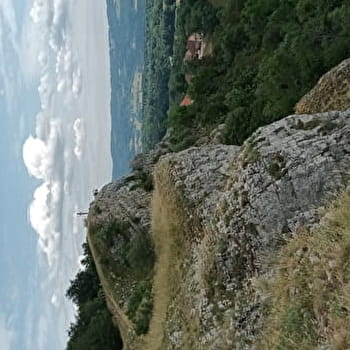 Roche de Hautepierre - MOUTHIER-HAUTE-PIERRE