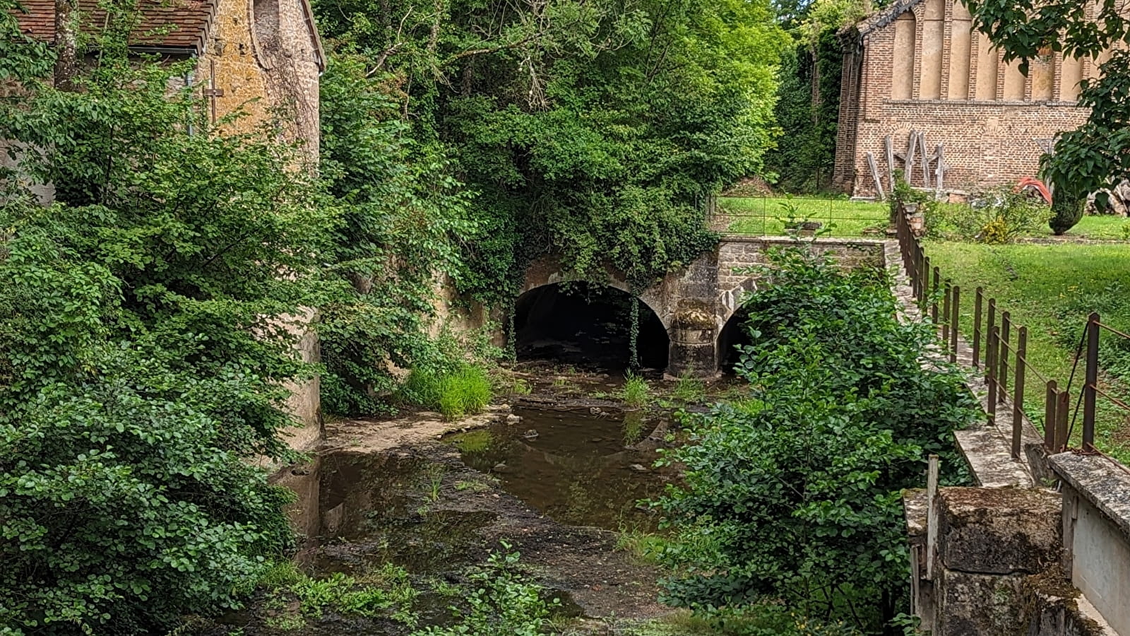 À pieds autour de Précy-sous-Thil_ENS2025