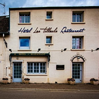 Les Tilleuls - ROCHEFORT-SUR-NENON