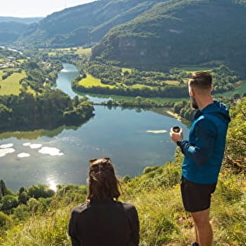 Belvédères de l’église de St Maurice d’Echazeaux – Ruines de Montdidier - CORVEISSIAT