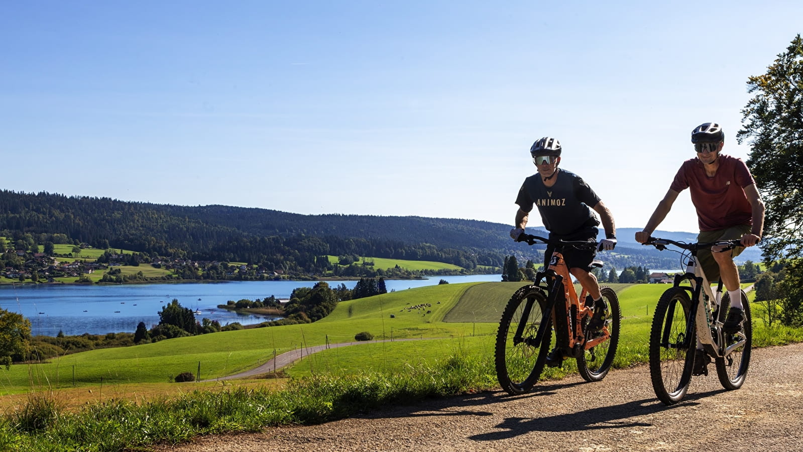 Tour du Lac Saint-Point