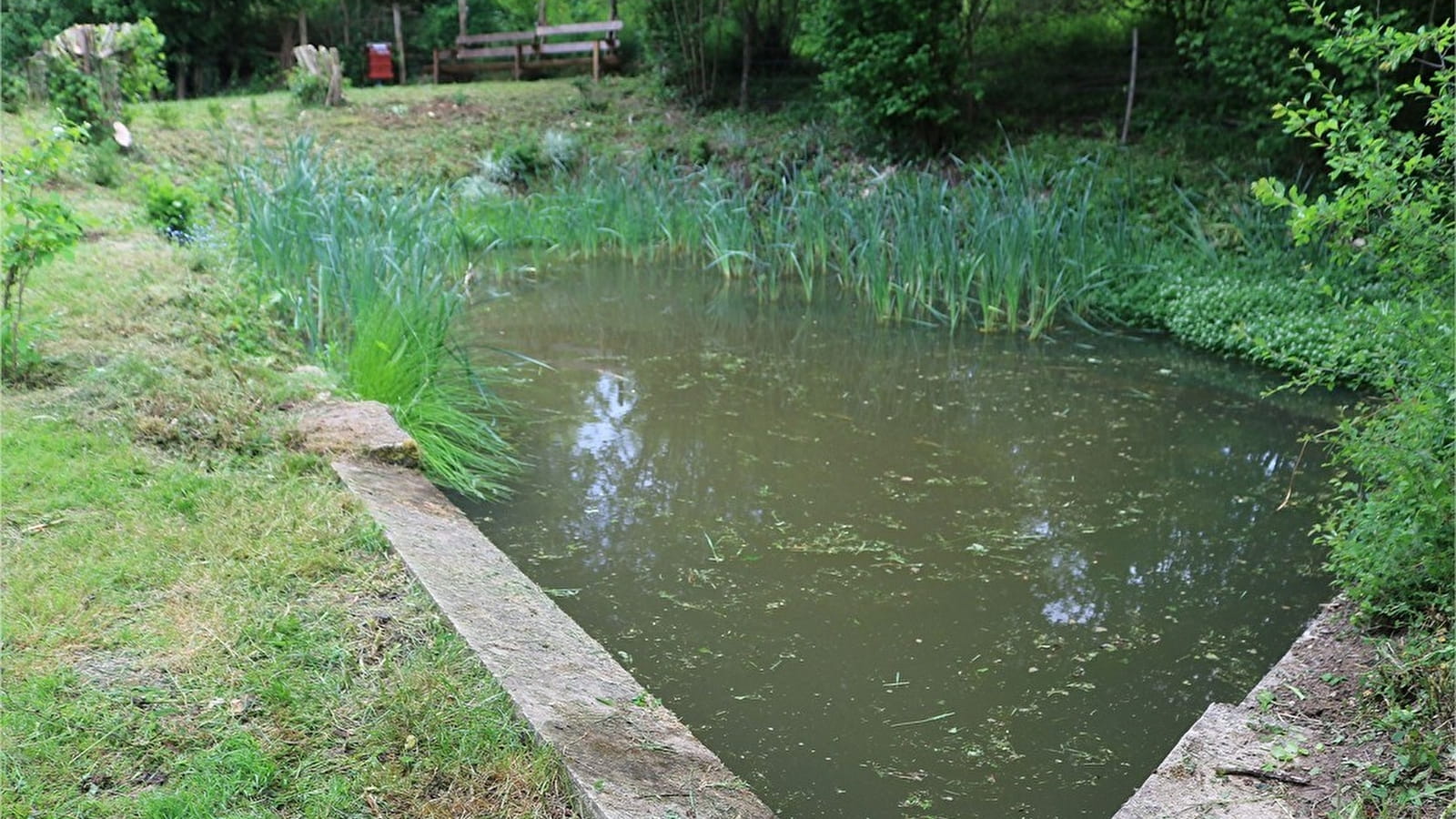 Sources, fontaines et lavoirs