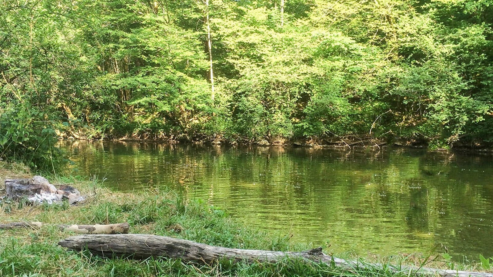 Pique nique au bord du Dessoubre