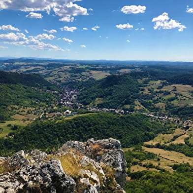 Salins les Bains et le Mont Poupet
